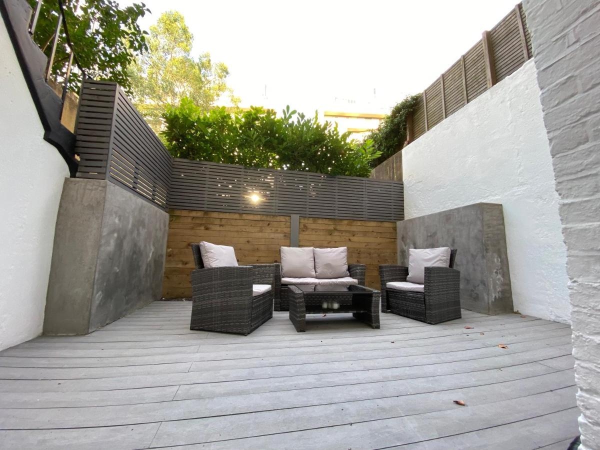 Fantastic Spacious Garden Flat With Own Private Entrance 런던 외부 사진